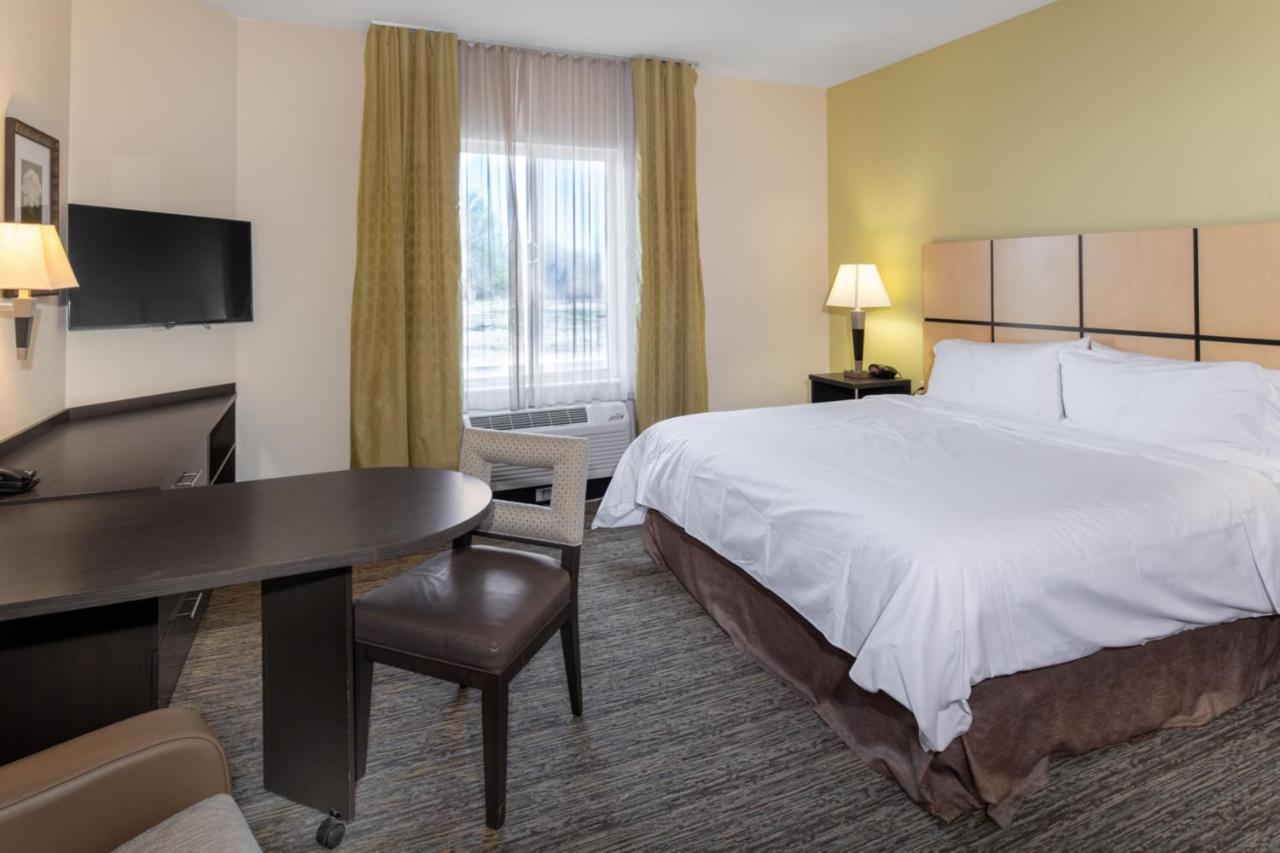 Candlewood By Ihg Hotel