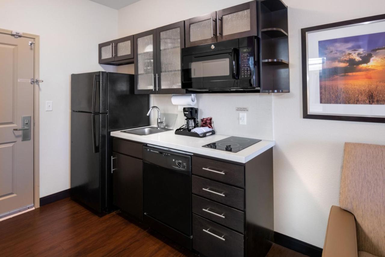 Hotel Candlewood By Ihg 2*