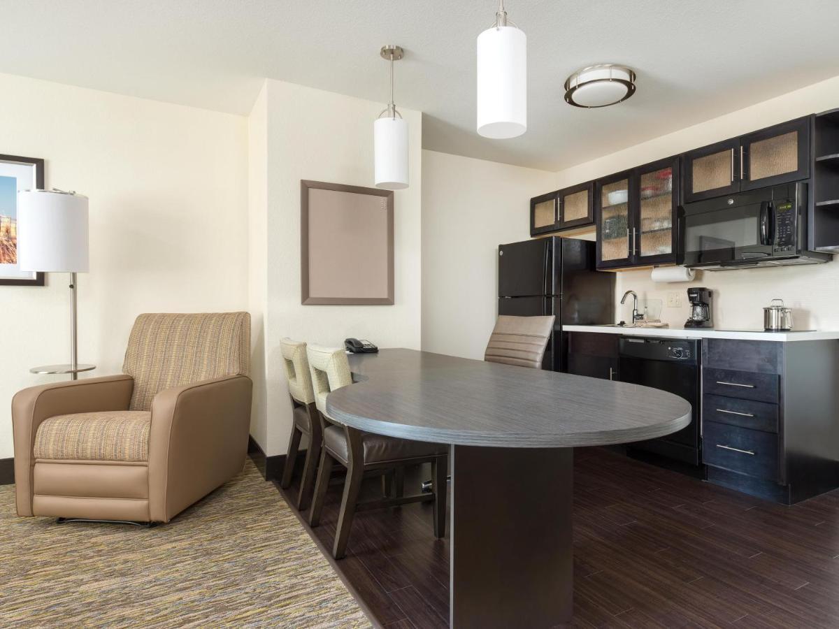 Candlewood By Ihg Hotel 2*